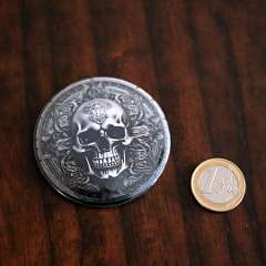 39: Skull1_Fridge_Magnet