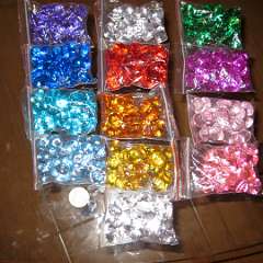 4: Acryl diamonds 2 cm