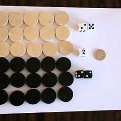 4: Figurky Drevene Backgammon