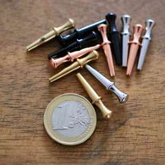 157: Metal Kreb Nails