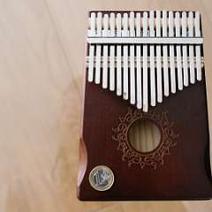 4: Kalimba01