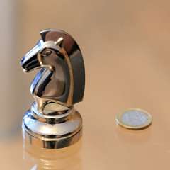 10: Hanayama Cast Chess Knight