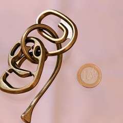 5: Hanayama Cast Enigma