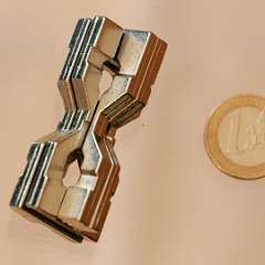 11: Hanayama Cast Hourglass