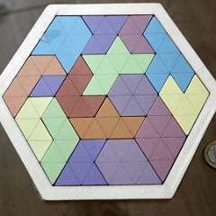7: Jigsaw Puzzle 18.5cm