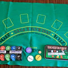33: Texas Hold em Poker set