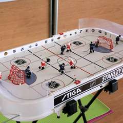 11: Hokey Stiga